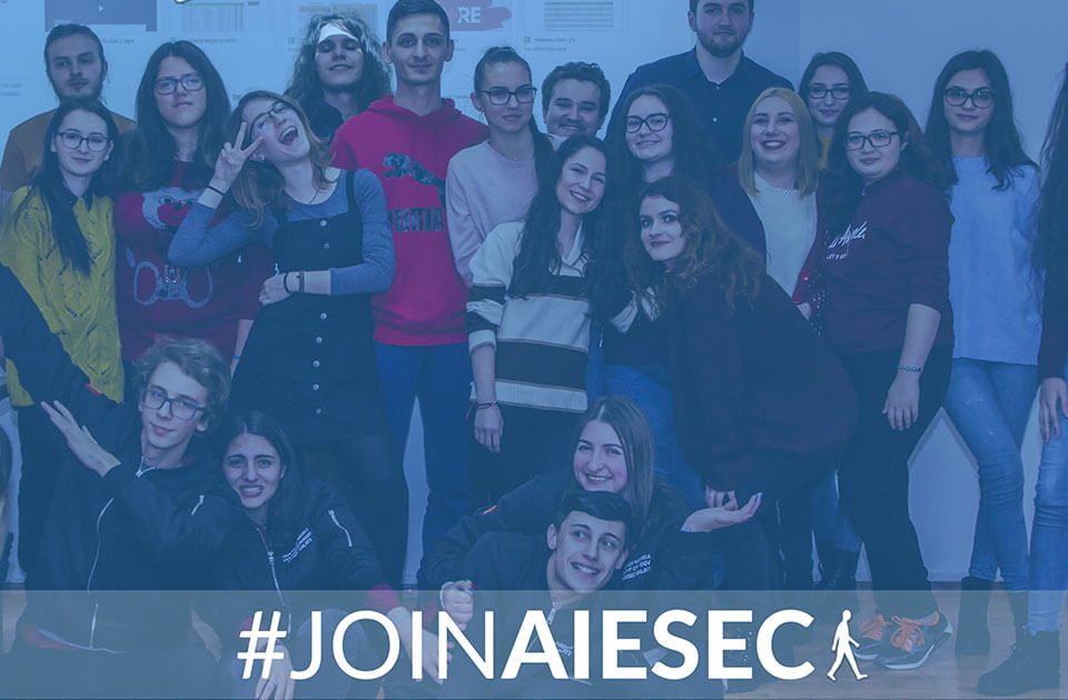 AIESEC recruteaza